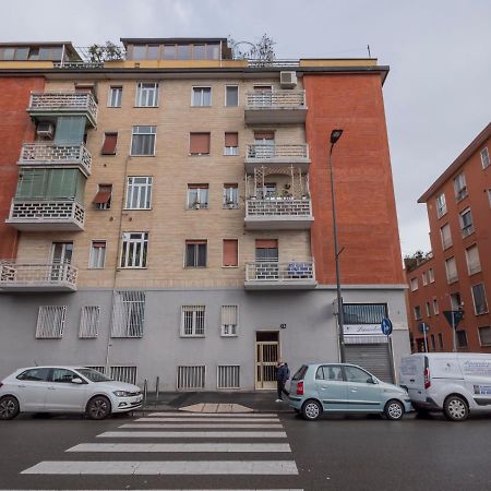 Ihost Apartment - Romilli 17A Milan Exterior photo