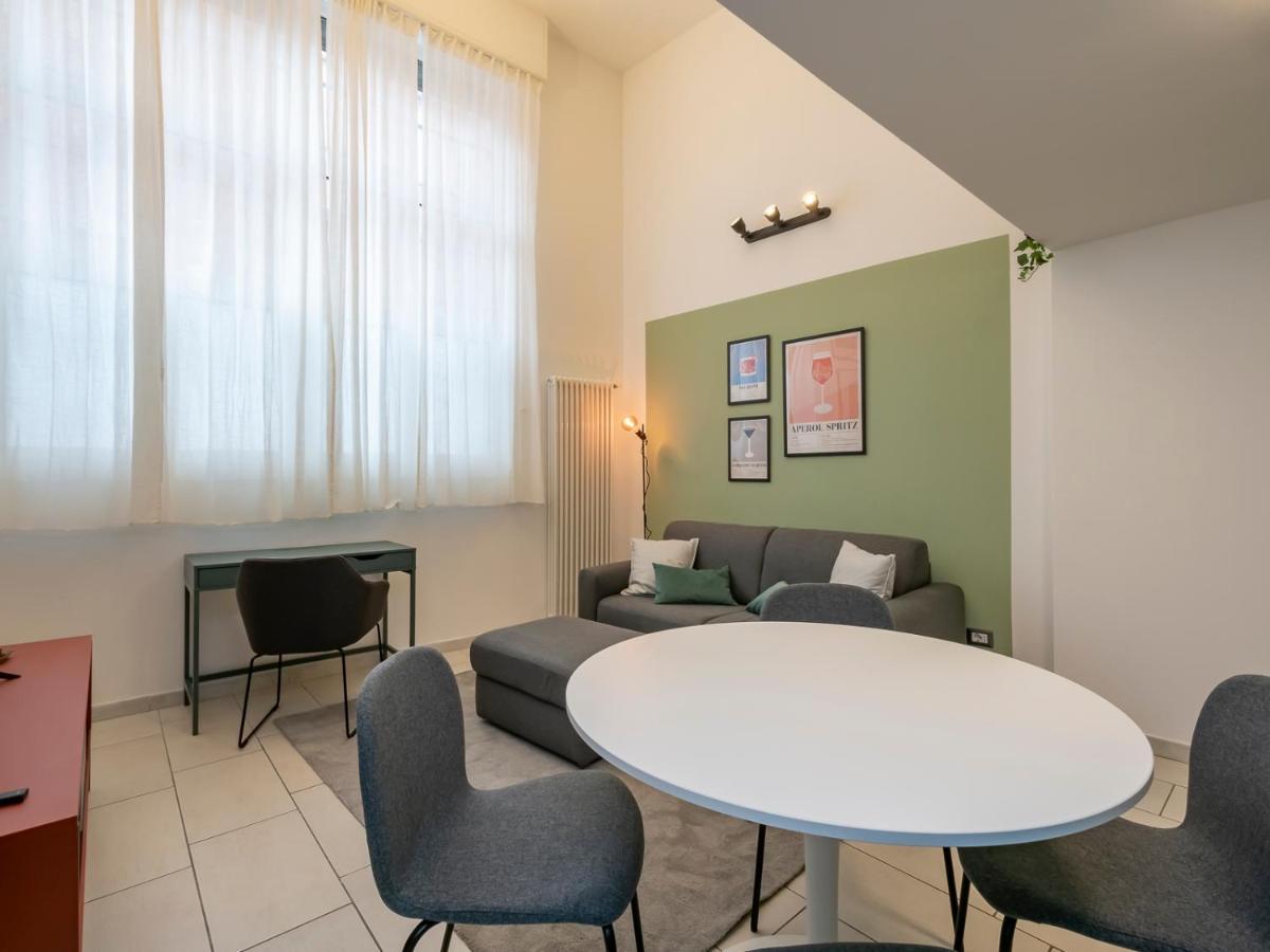 Ihost Apartment - Romilli 17A Milan Exterior photo